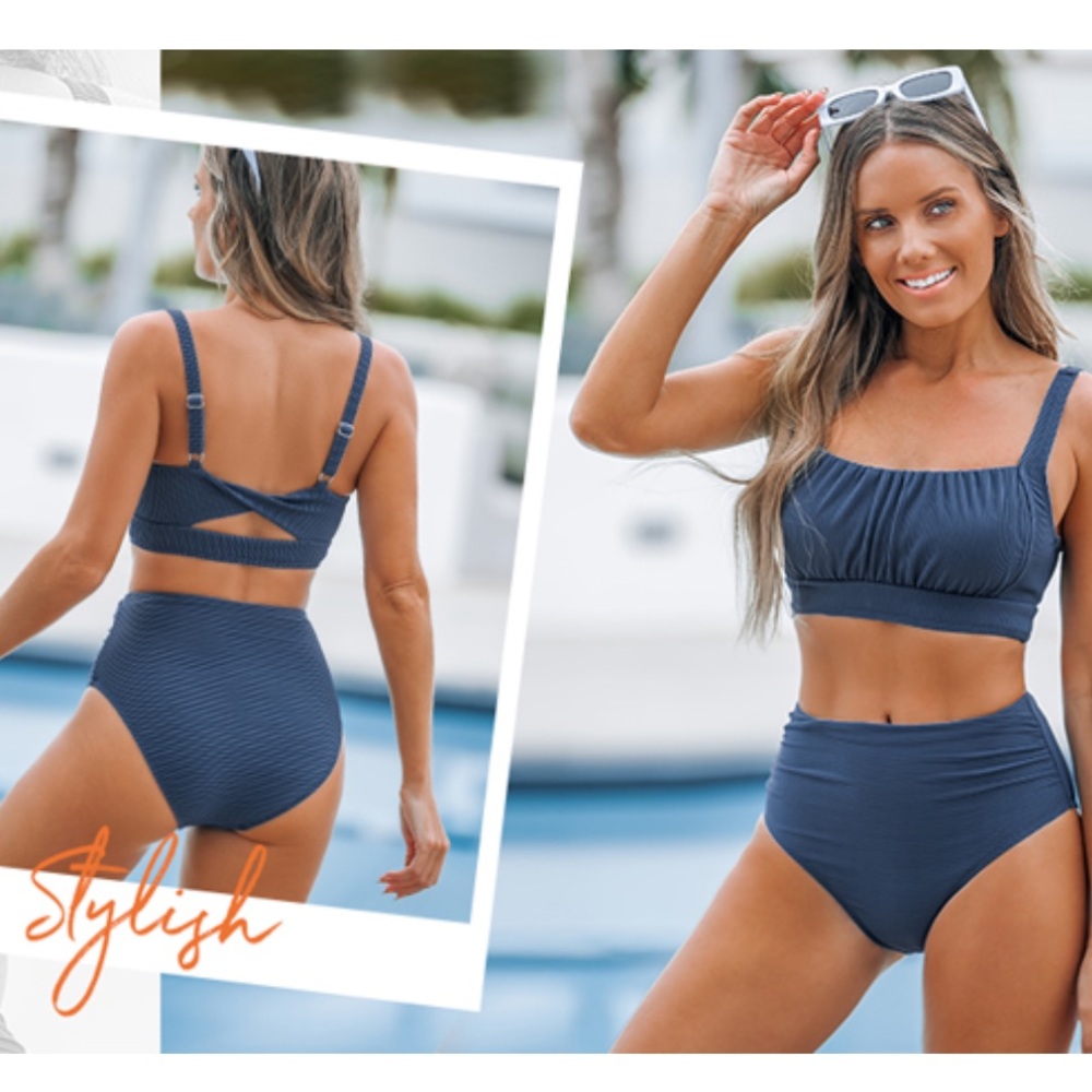 Cupshe Women's Navy Bikini Bathing Suit Set with Adjustable Straps